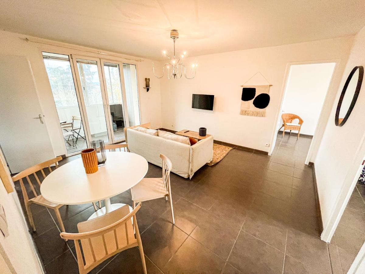 Suite Fanette Vénissieux Exterior foto