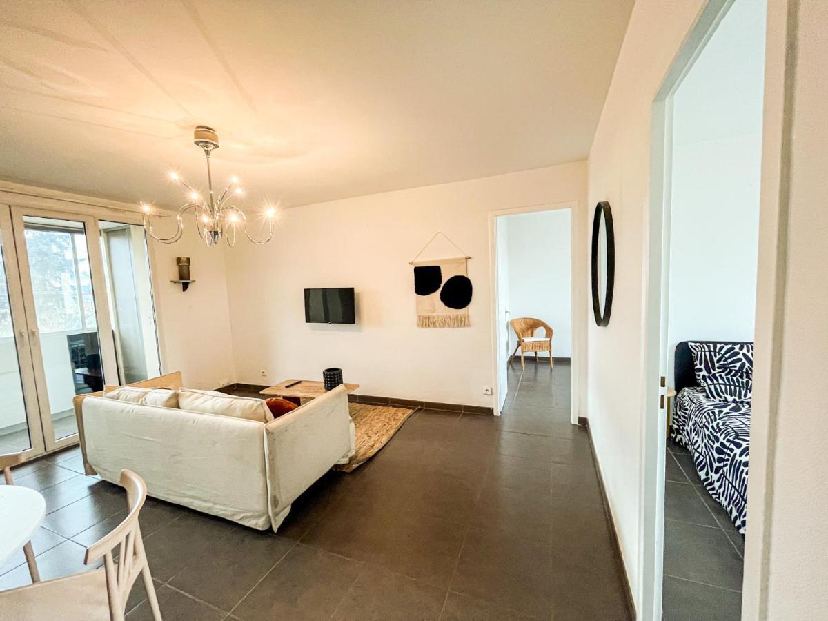 Suite Fanette Vénissieux Exterior foto